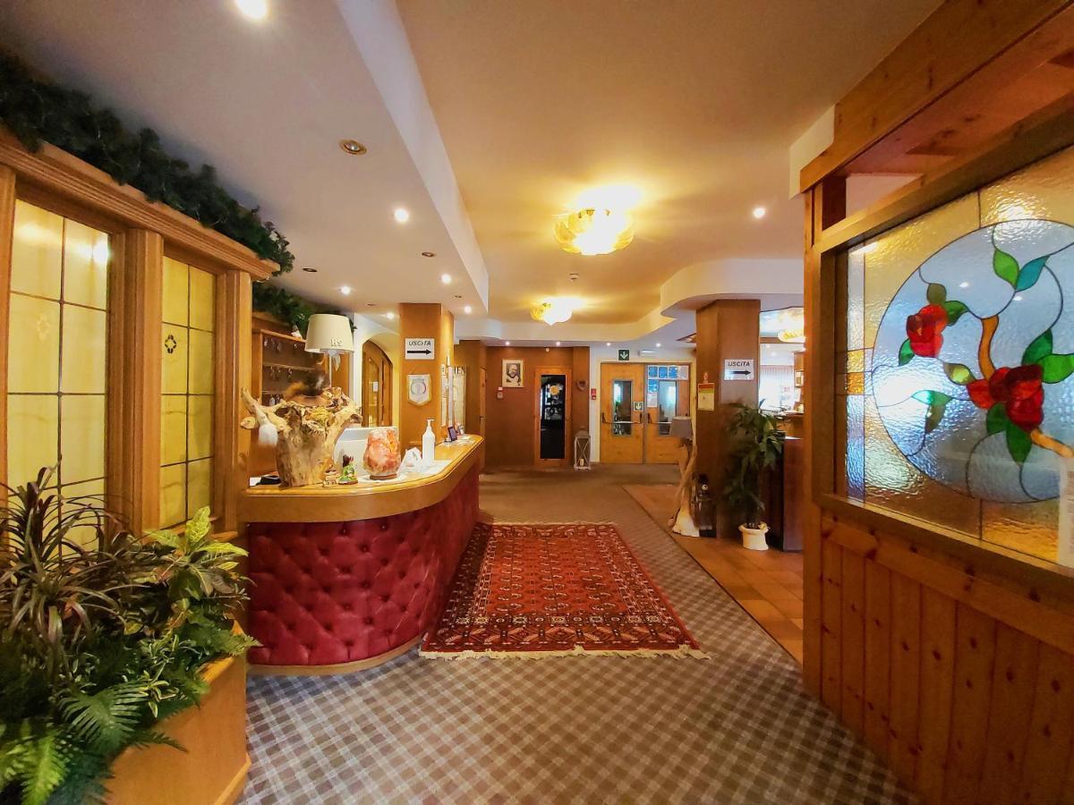 Albergo Scoiattolo Falcade Exterior foto